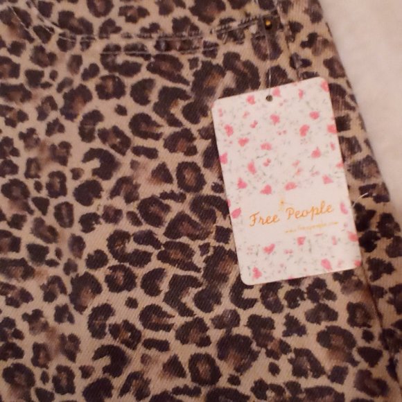FREE PEOPLE Bailey Denim cheetah combo - Picture 7 of 9